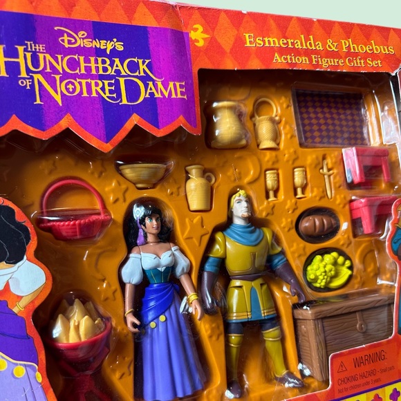 Vintage Disney Mattel 1997 Hunchback Of Norte Dame Esmerelda & Phoebus Toy Set - Picture 3 of 9